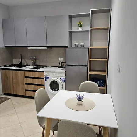 Miroel Apartamento *